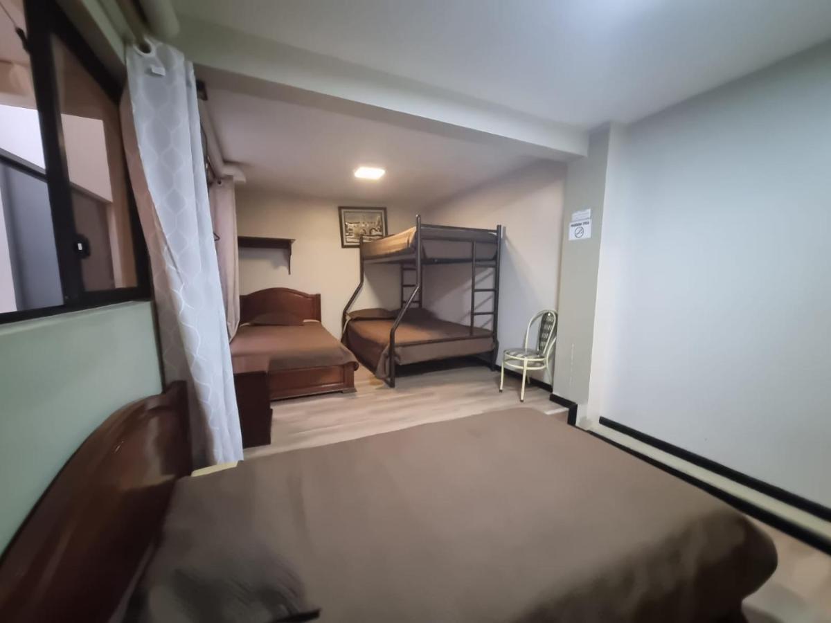 Hostal Alborada กูเอ็งกา ภายนอก รูปภาพ