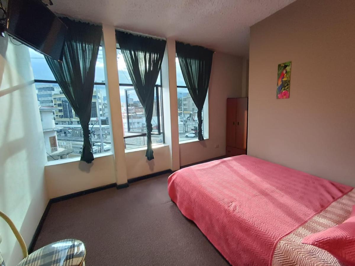 Hostal Alborada กูเอ็งกา ภายนอก รูปภาพ